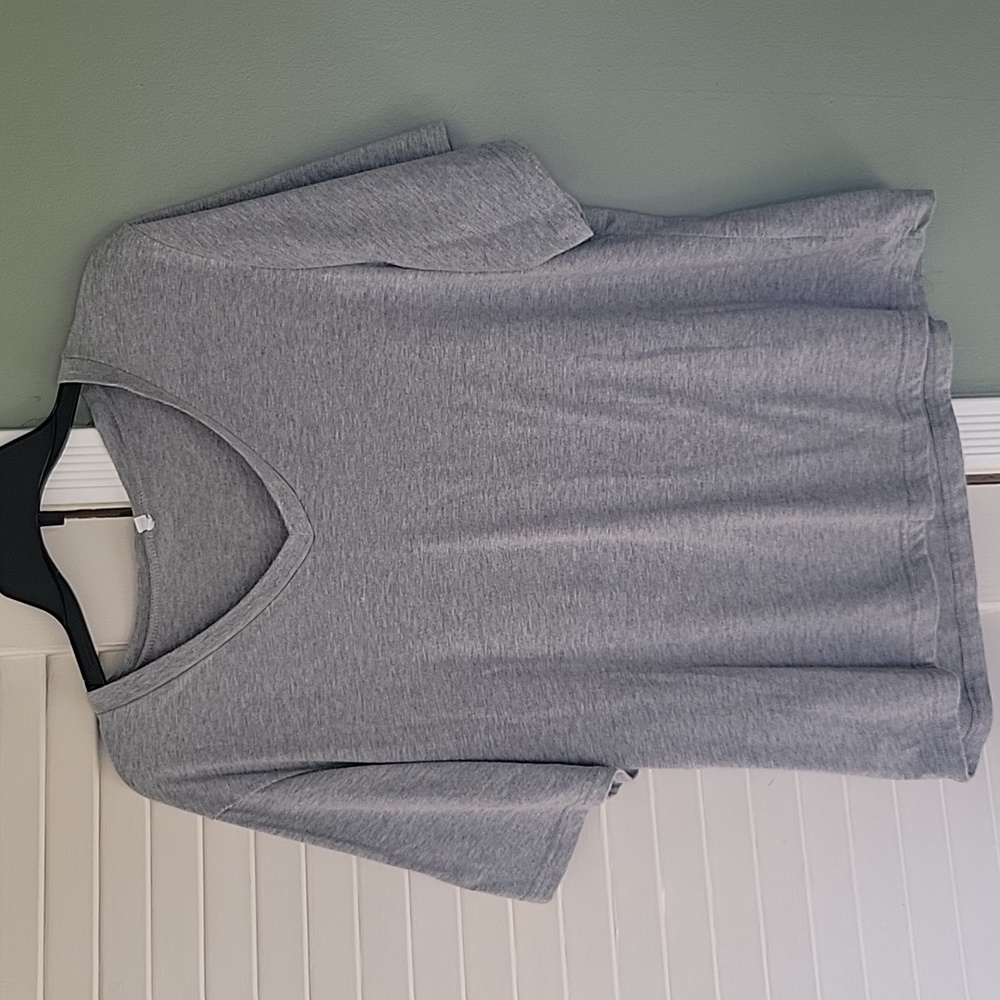 Basic gray t-shirt woman's